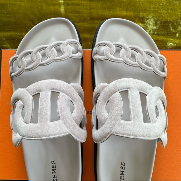 Hermes Extra Sandal in Rose Porcelaine - Picture 10 of 13